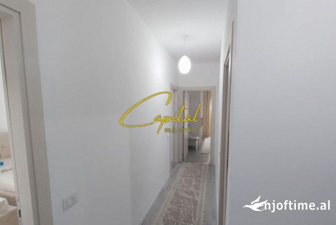 Shtepi me qera Apartament ne Tirane, 2+1, Mobilimi E mobiluar, Pagesa 650  Euro.