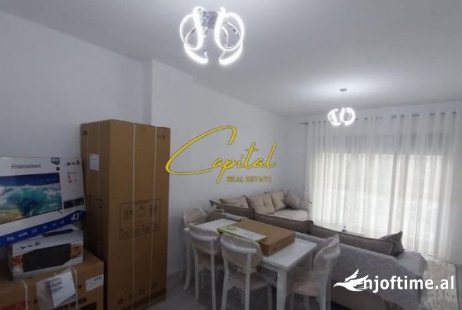 Shtepi me qera 2+1 ne Tirane - 650 Euro