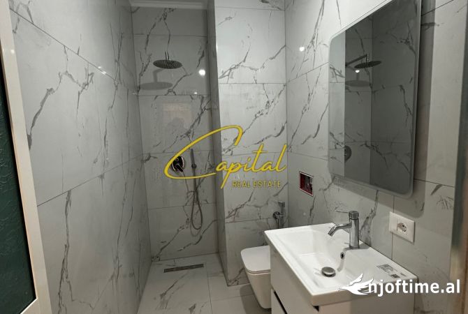 Shtepi ne shitje Apartament ne Tirane, 1+1, Mobilimi Bosh, pa mobiluar, Pagesa 123,000  Euro.