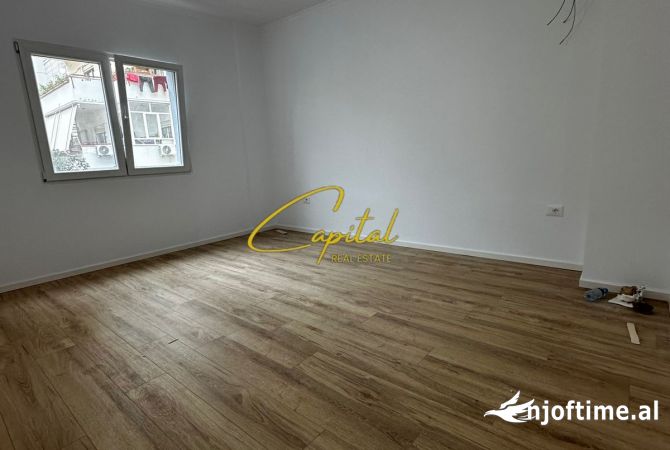 Shtepi ne shitje 1+1 ne Tirane - 125,000 Euro