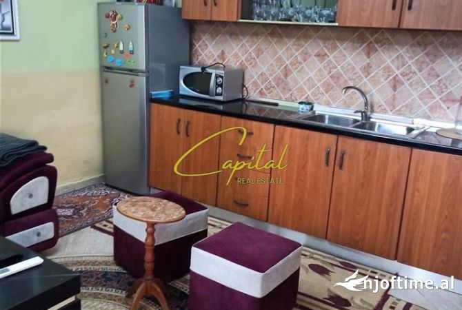 Shtepi me qera Apartament ne Tirane, 1+1, Mobilimi E mobiluar, Pagesa 40,000  Leke.