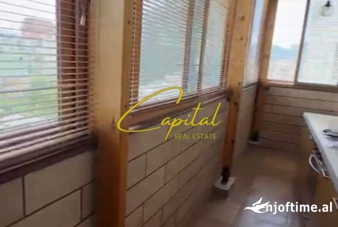 Shtepi ne shitje Apartament ne Tirane, 2+1, Mobilimi E mobiluar, Pagesa 235,000  Euro.