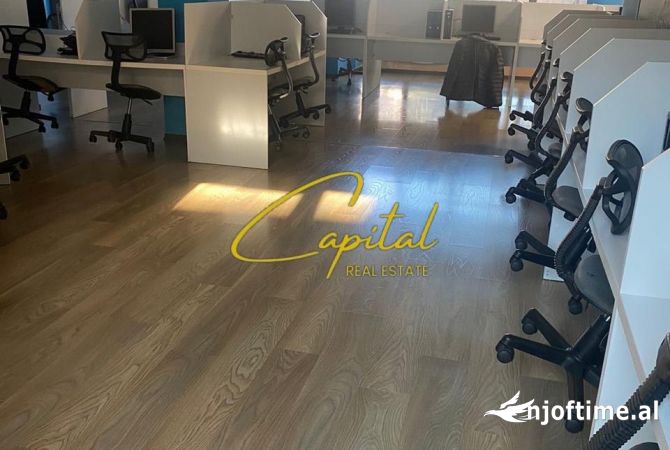 Ambient biznesi me qera 3+1 ne Tirane - 900 Euro