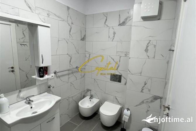 Shtepi me qera Apartament ne Tirane, 1+1, Mobilimi E mobiluar, Pagesa 750  Euro.