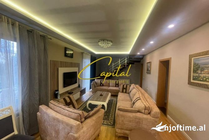 Shtepi me qera 3+1 ne Tirane - 1,350 Euro