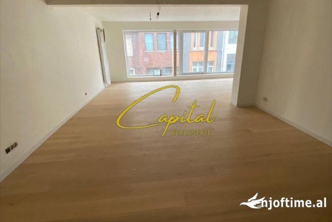 Ambient biznesi me qera 3+1 ne Tirane - 1,500 Euro