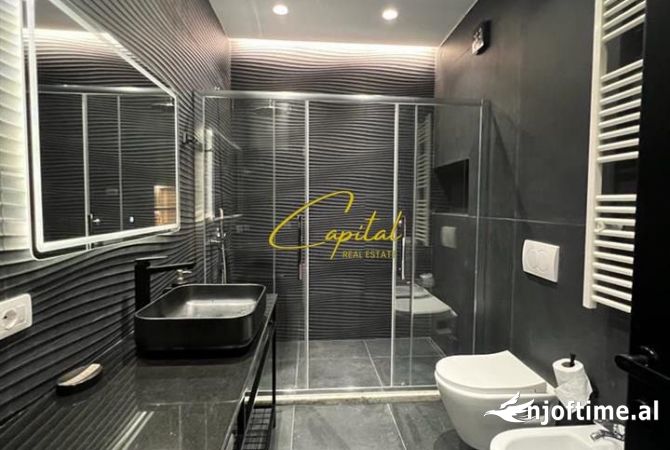 Shtepi me qera Apartament ne Tirane, 2+1, Mobilimi E mobiluar, Pagesa 1,500  Euro.