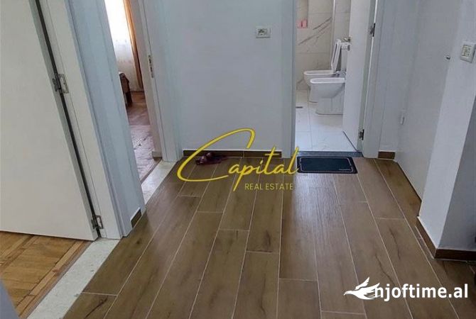 Ambient biznesi me qera 3+1 ne Tirane - 1,000 Euro