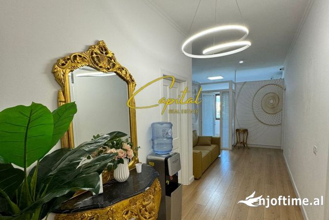 Ambient biznesi me qera 3+1 ne Tirane - 1,500 Euro