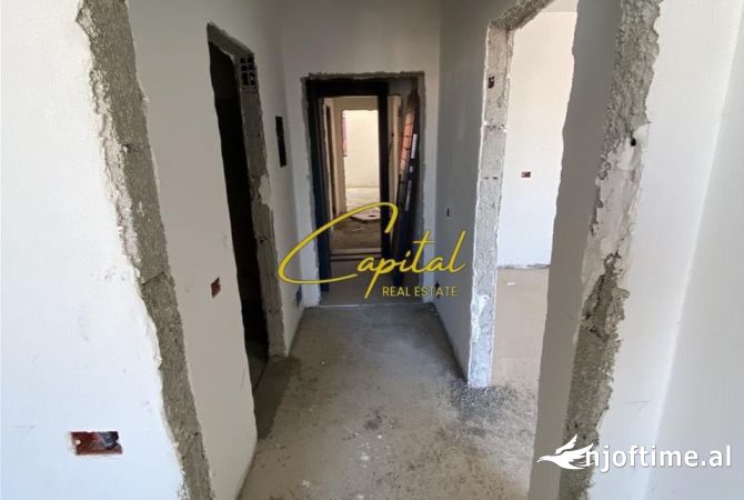 Shtepi ne shitje 1+1 ne Tirane - 109,000 Euro