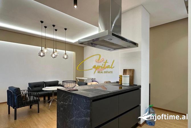 Shtepi me qera 2+1 ne Tirane - 1,100 Euro