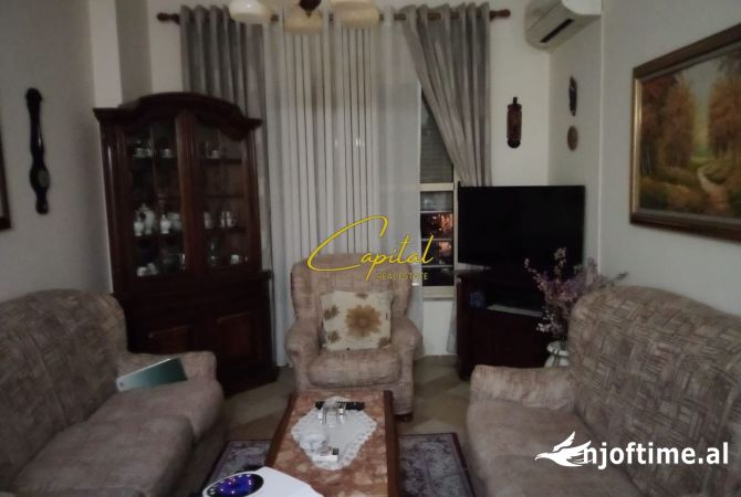 Shtepi me qera 2+1 ne Tirane - 60,000 Leke