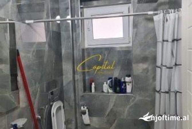 Shtepi ne shitje Apartament ne Tirane, 2+1, Mobilimi E mobiluar, Pagesa 199,000  Euro.