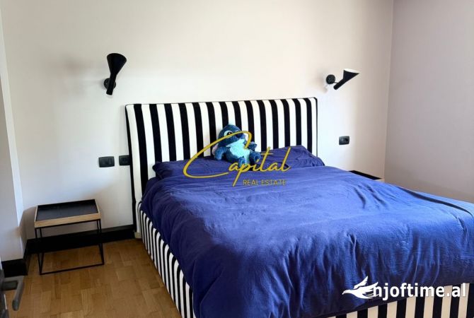 Shtepi me qera Duplex(shtepi me 2 kate) ne Tirane, 3+1, Mobilimi E mobiluar, Pagesa 1,800  Euro.