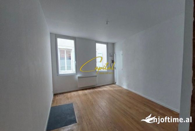 Shtepi ne shitje 2+1 ne Tirane - 220,000 Euro