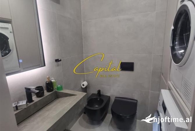 Shtepi ne shitje Apartament ne Tirane, 2+1, Mobilimi E mobiluar, Pagesa 450,000  Euro.
