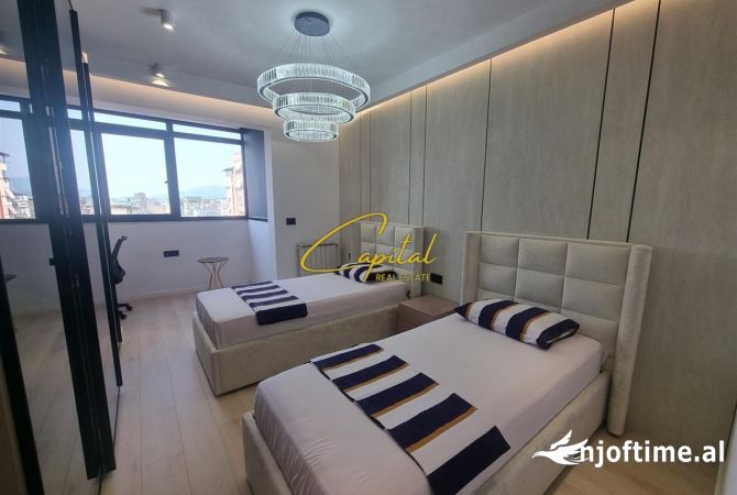 Shtepi me qera Apartament ne Tirane, 2+1, Mobilimi E mobiluar, Pagesa 1,800  Euro.