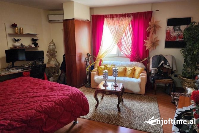 Shtepi ne shitje 2+1 ne Tirane - 288,000 Euro