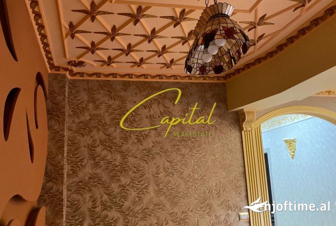 Shtepi ne shitje Apartament ne Tirane, 3+1, Mobilimi E mobiluar, Pagesa 240,000  Euro.