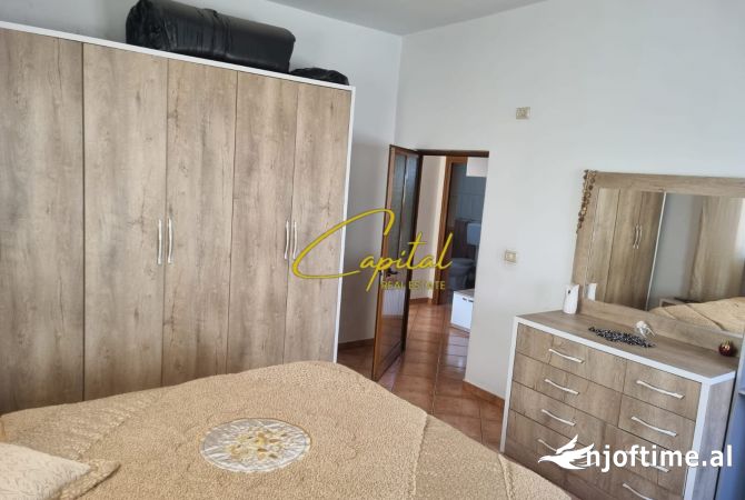 Shtepi me qera Vila Luksoze ne Tirane, 2+1, Mobilimi E mobiluar, Pagesa 1,100  Euro.