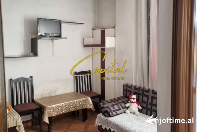 Shtepi me qera 2+1 ne Tirane - 1,100 Euro