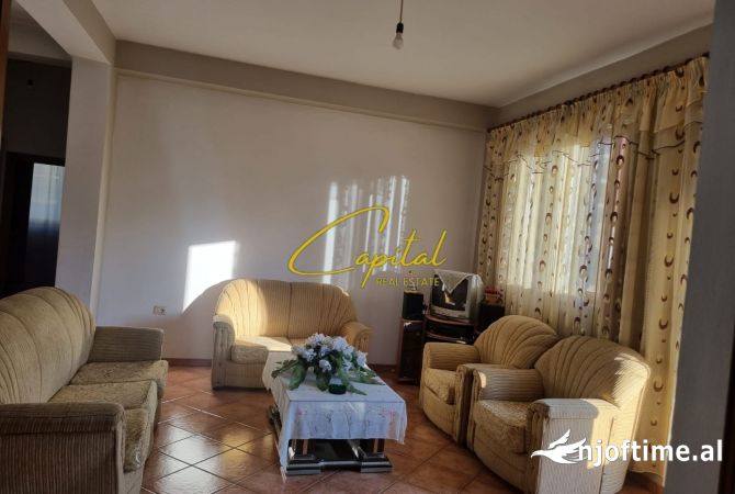 Shtepi me qera 2+1 ne Tirane - 1,100 Euro