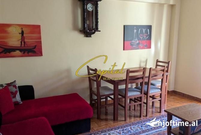 Shtepi me qera 2+1 ne Tirane - 620 Euro