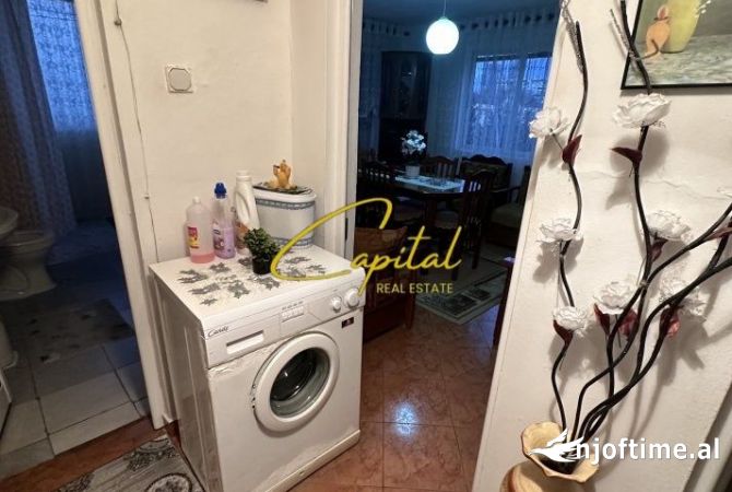 Shtepi me qera Apartament ne Tirane, 2+1, Mobilimi E mobiluar, Pagesa 490  Euro.