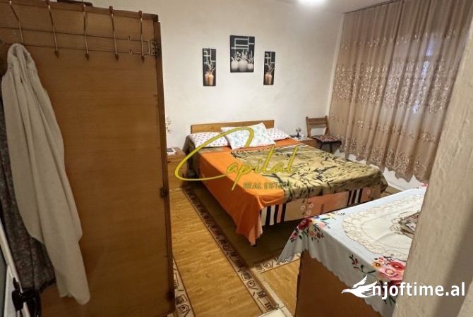 Shtepi me qera Apartament ne Tirane, 2+1, Mobilimi E mobiluar, Pagesa 490  Euro.