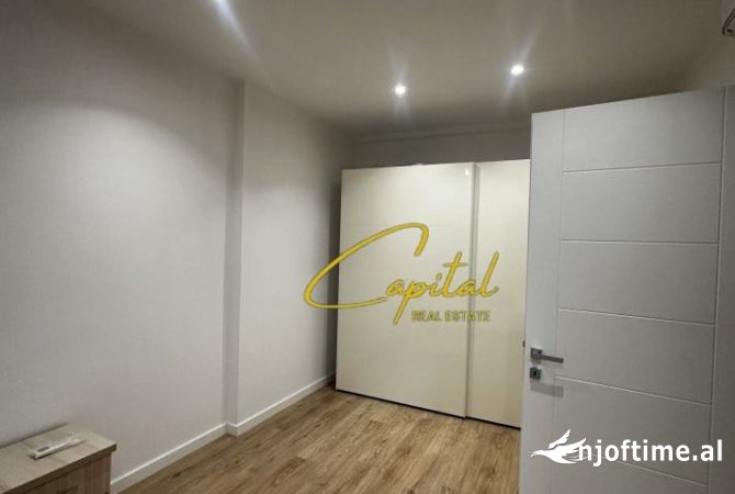 Shtepi me qera Apartament ne Tirane, 2+1, Mobilimi E mobiluar, Pagesa 700  Euro.