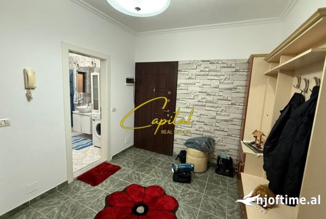 Shtepi me qera Apartament ne Tirane, 2+1, Mobilimi E mobiluar, Pagesa 650  Euro.