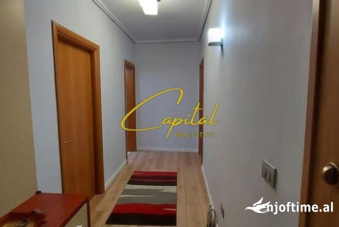 Shtepi me qera Apartament ne Tirane, 2+1, Mobilimi E mobiluar, Pagesa 650  Euro.