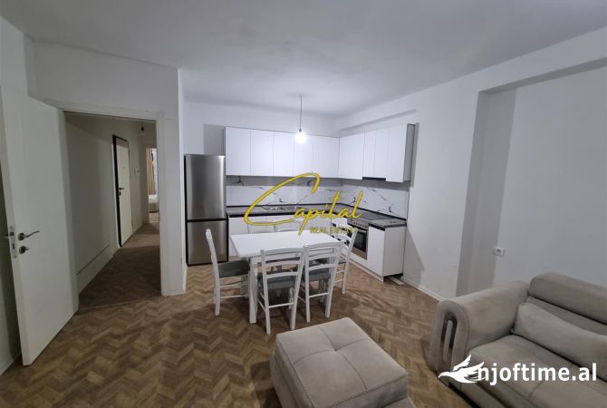 Shtepi me qera 2+1 ne Tirane - 650 Euro