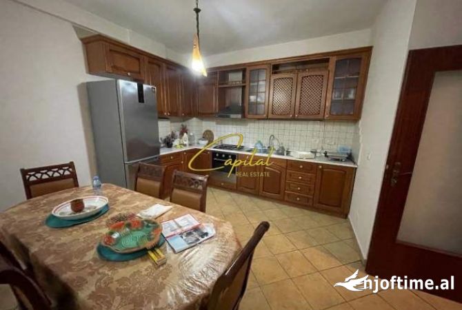 Shtepi me qera 2+1 ne Tirane - 55,000 Leke