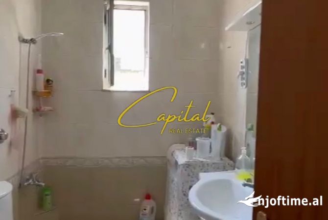 Shtepi me qera Apartament ne Tirane, 2+1, Mobilimi E mobiluar, Pagesa 500  Euro.