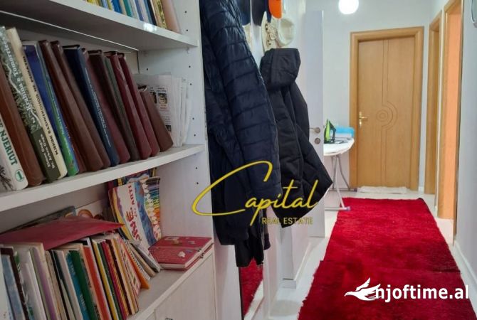 Shtepi ne shitje Apartament ne Tirane, 3+1, Mobilimi E mobiluar, Pagesa 197,000  Euro.