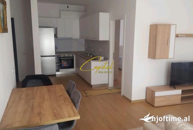 Shtepi me qera 2+1 ne Tirane - 600 Euro