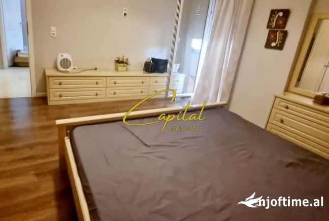 Shtepi me qera 3+1 ne Tirane - 950 Euro