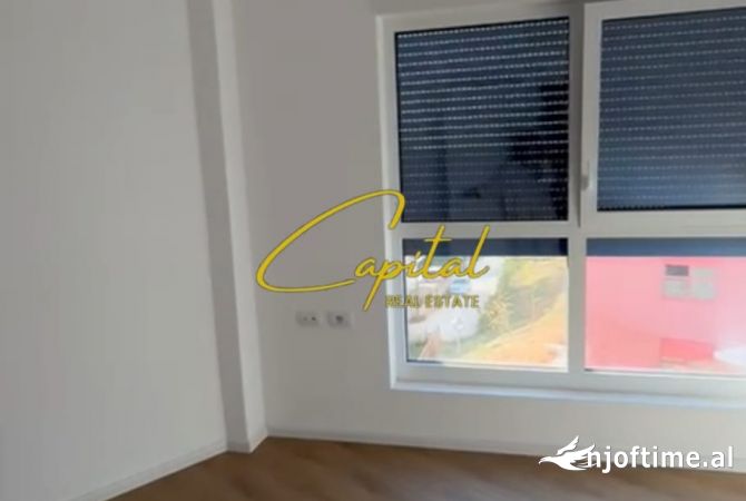 Shtepi ne shitje Apartament ne Tirane, 3+1, Mobilimi Bosh, pa mobiluar, Pagesa 168,000  Euro.