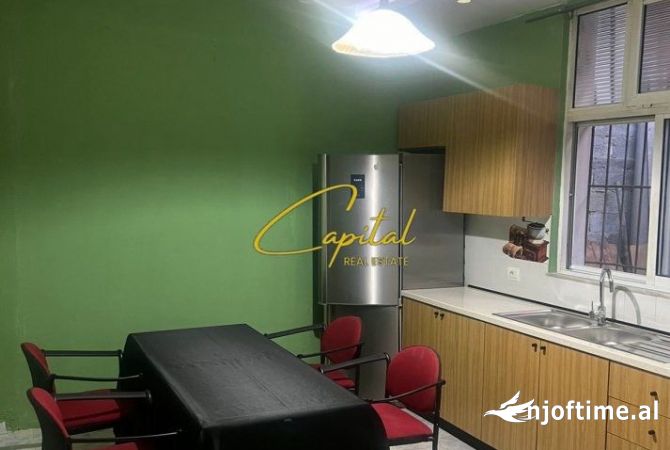 Shtepi me qera 3+1 ne Tirane - 700 Euro