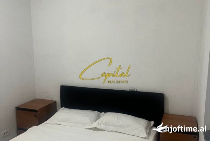 Shtepi me qera Apartament ne Tirane, 3+1, Mobilimi E mobiluar, Pagesa 700  Euro.