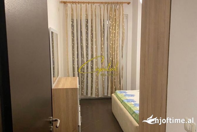 Shtepi me qera 1+1 ne Tirane - 50,000 Leke