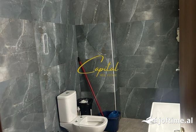 Shtepi me qera Apartament ne Tirane, 2+1, Mobilimi E mobiluar, Pagesa 60,000  Leke.