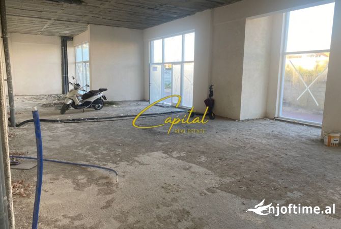 Ambient biznesi me qera 1+1 ne Tirane - 1,000 Euro