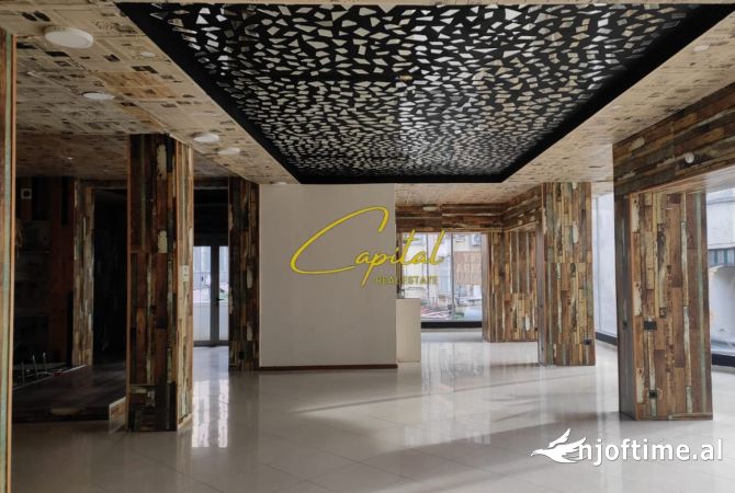 Ambient biznesi me qera 3+1 ne Tirane - 1,500 Euro