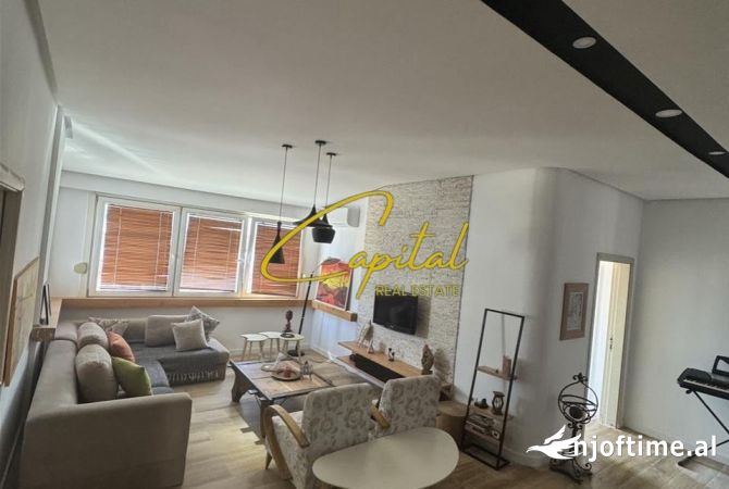 Shtepi me qera 2+1 ne Tirane - 800 Euro