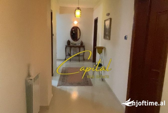 Shtepi me qera Apartament ne Tirane, 3+1, Mobilimi E mobiluar, Pagesa 1,000  Euro.