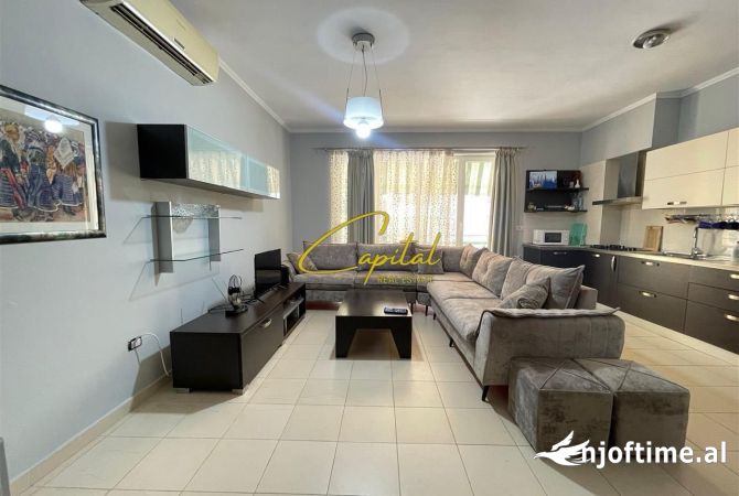 Shtepi me qera 2+1 ne Tirane - 650 Euro