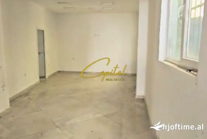 Ambient biznesi me qera 1+1 ne Tirane - 1,040 Euro
