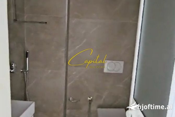 Ambient biznesi me qera 1+1 ne Tirane - 1,040 Euro